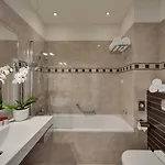 Bristol Hotel