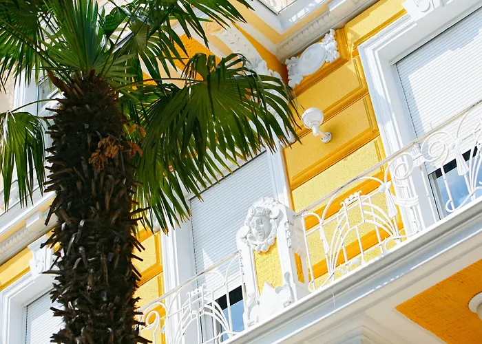Hotel Bristol