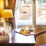 Bristol Hotel 4*