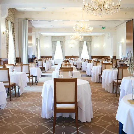 Bristol אופטיה