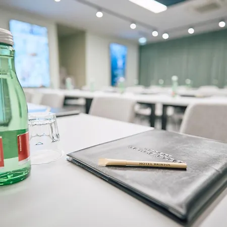 Ξενοδοχείο Bristol