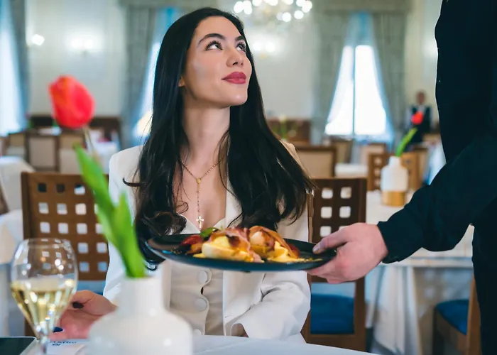 Bristol Ξενοδοχείο 4*