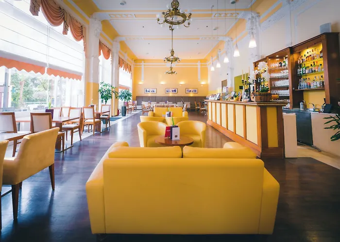 Bristol Ξενοδοχείο 4*