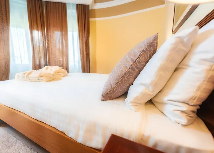 Bristol 4* 奥帕提亚