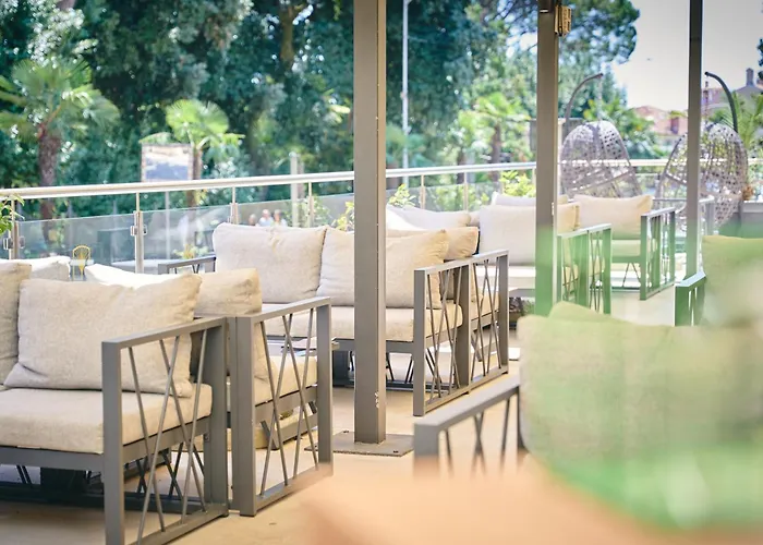 Bristol 4* 奥帕提亚